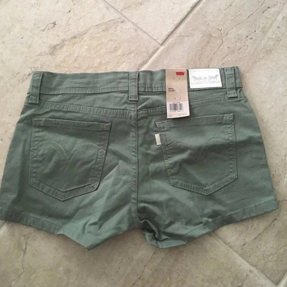 Levis five pocket